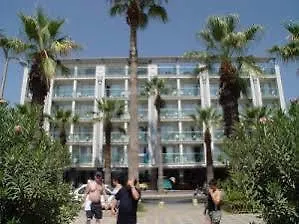 호텔 Royal Maris 4*